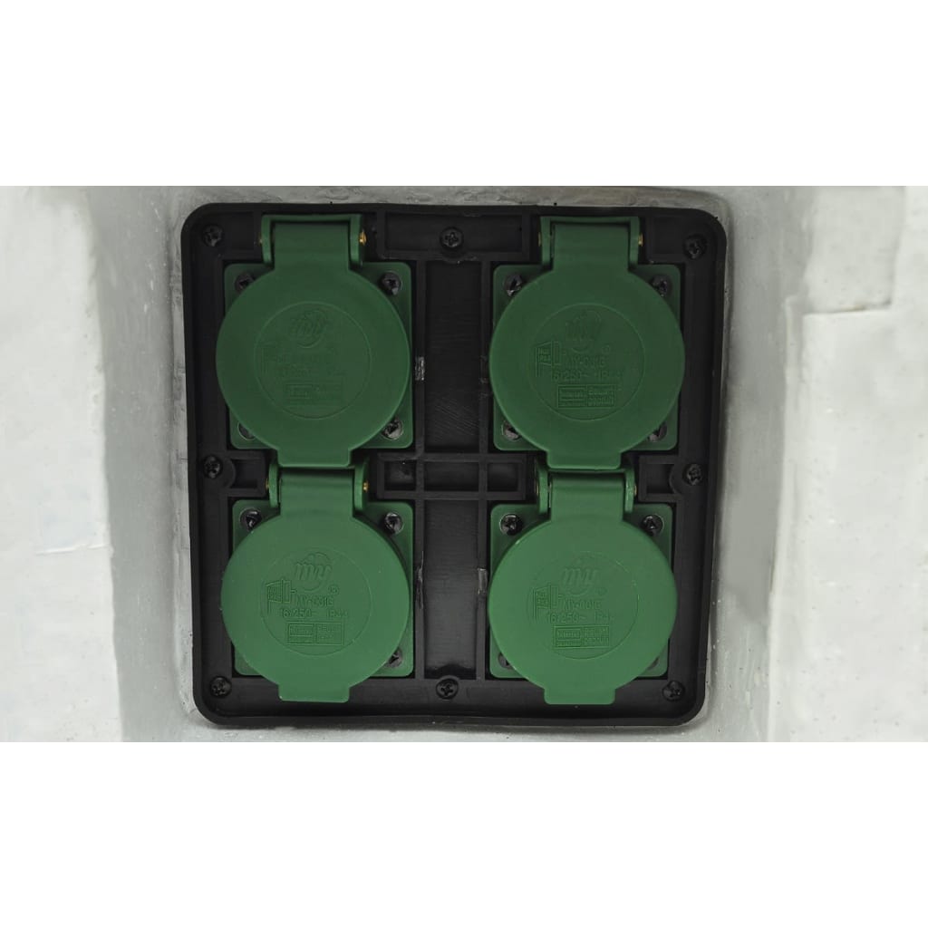 Utomhusuttag 4 uttag vattentätt harts vit - number 5.