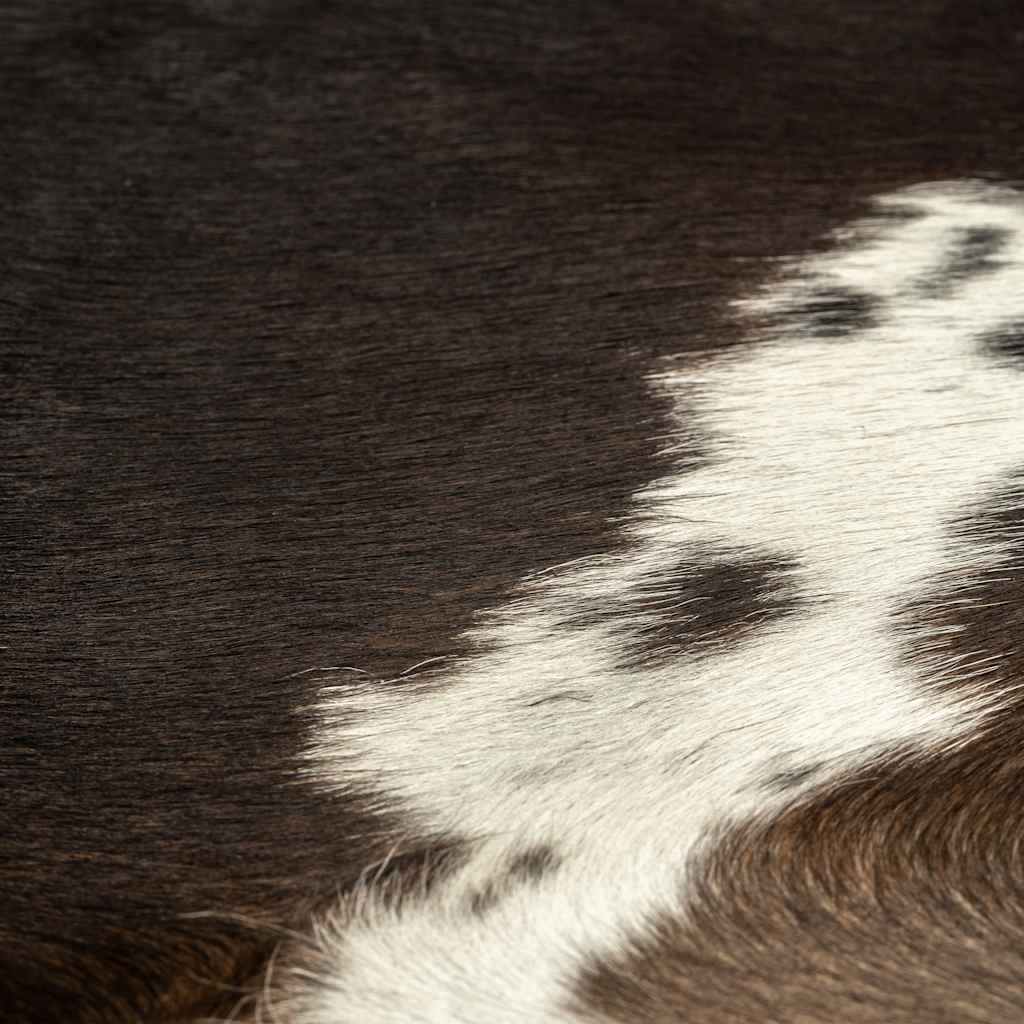 Carpet in genuine cowhide - black, 150 x 170 cm - number 3.